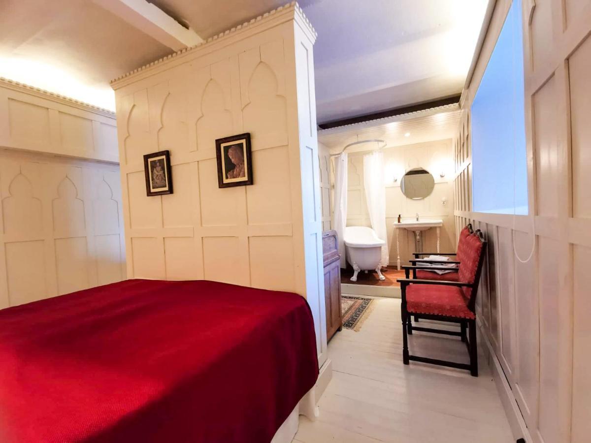 Guest house Castle